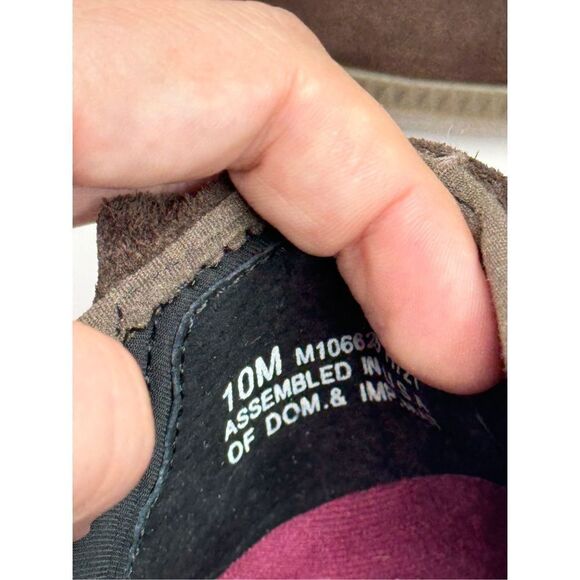 Munro Slip On Sneaker Size 10 Brown Leather Cushioned Slip On Shoes - Picture 9 of 11